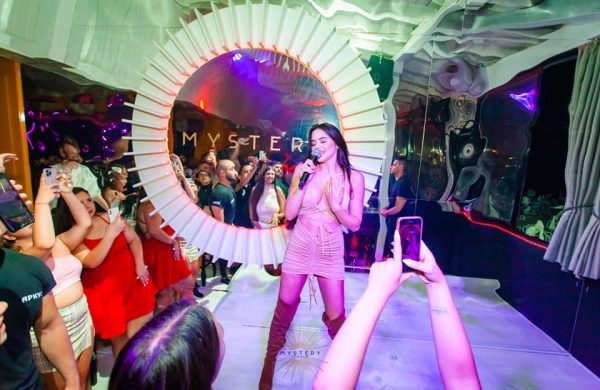 Folk Club Mystery - Menuground